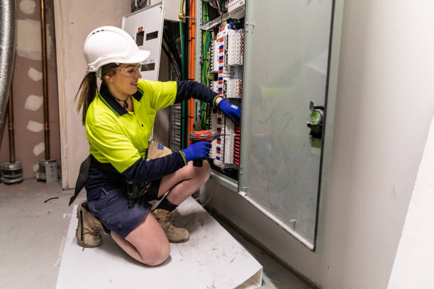 Best Emergency Electrician Near Me  in Lakefield, MN